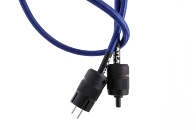 EOS 4dd - פלאגים של Atlas Cables ב"פיוז סטריאו"